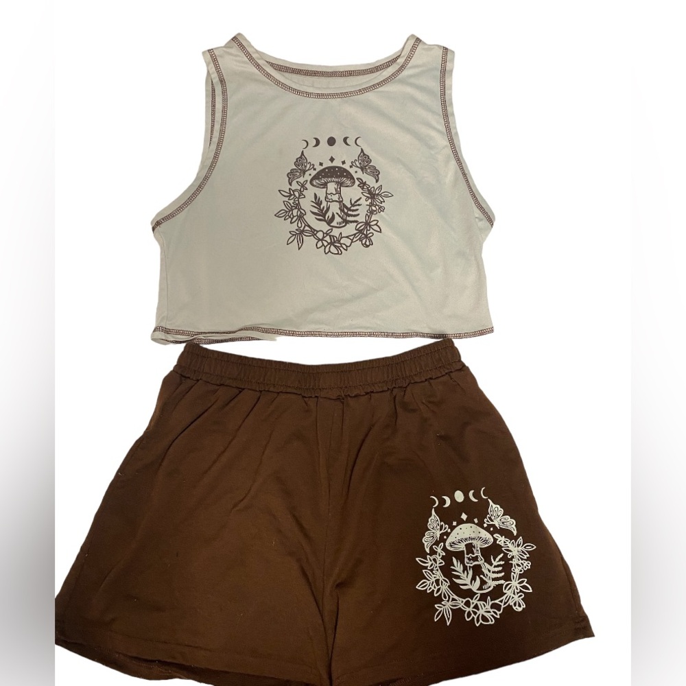 mushroom set!! top is a medium-xl and bottoms are large-xl 🍄